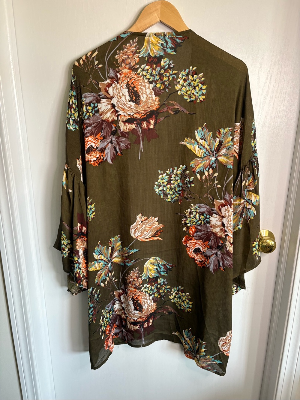 Umgee Floral Kimono Bell Sleeves Lightweight Boho Festival Beachy Layering - Picture 3 of 9